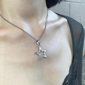 New Style Trends - Fashion Chains Star Pendant Necklace - Outfit Ideas