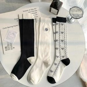 New Style Trends - Floral Print Kawaii Knee Socks - Outfit Ideas