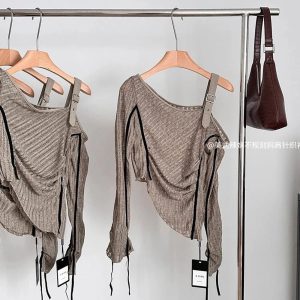 New Style Trends - Irregular Y2K Cropped Pullover - Outfit Ideas