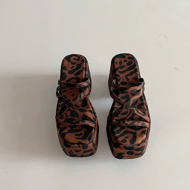 New Style Trends - Jungle Stride Strappy Aesthetic Sandals - Outfit Ideas