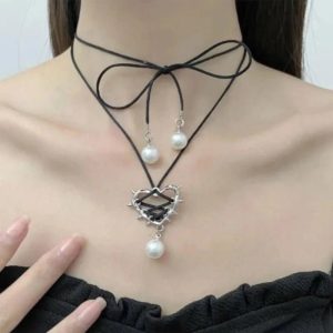 New Style Trends - Kawaii Pink Bow Metal Heart Necklace - Outfit Ideas