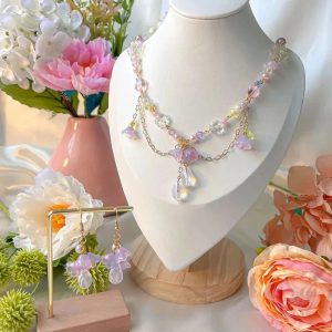 New Style Trends - Lily  Floral Necklace - Outfit Ideas