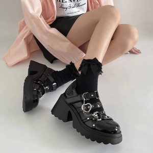 New Style Trends - Midnight Heart Alt Chain Platform Shoes - Outfit Ideas