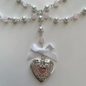 New Style Trends - Pearl Rose Quartz Necklace - Outfit Ideas