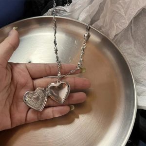 New Style Trends - Red Heart Gothic Necklace - Outfit Ideas