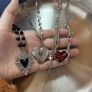 New Style Trends - Red Heart Gothic Necklace - Outfit Ideas