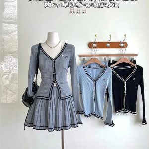 New Style Trends - Retro Button-Up Pleated Skirt Outfit Set - Outfit Ideas