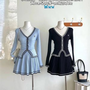 New Style Trends - Retro Button-Up Pleated Skirt Outfit Set - Outfit Ideas