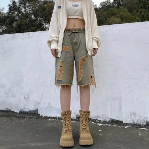 New Style Trends - Retro Hole Denim Shorts - Outfit Ideas