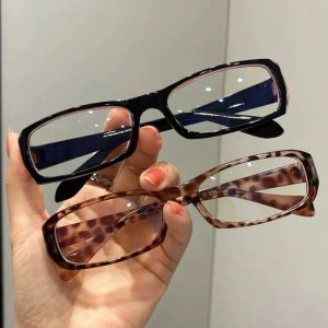 New Style Trends - Retro Small Square Frame Glasses - Outfit Ideas