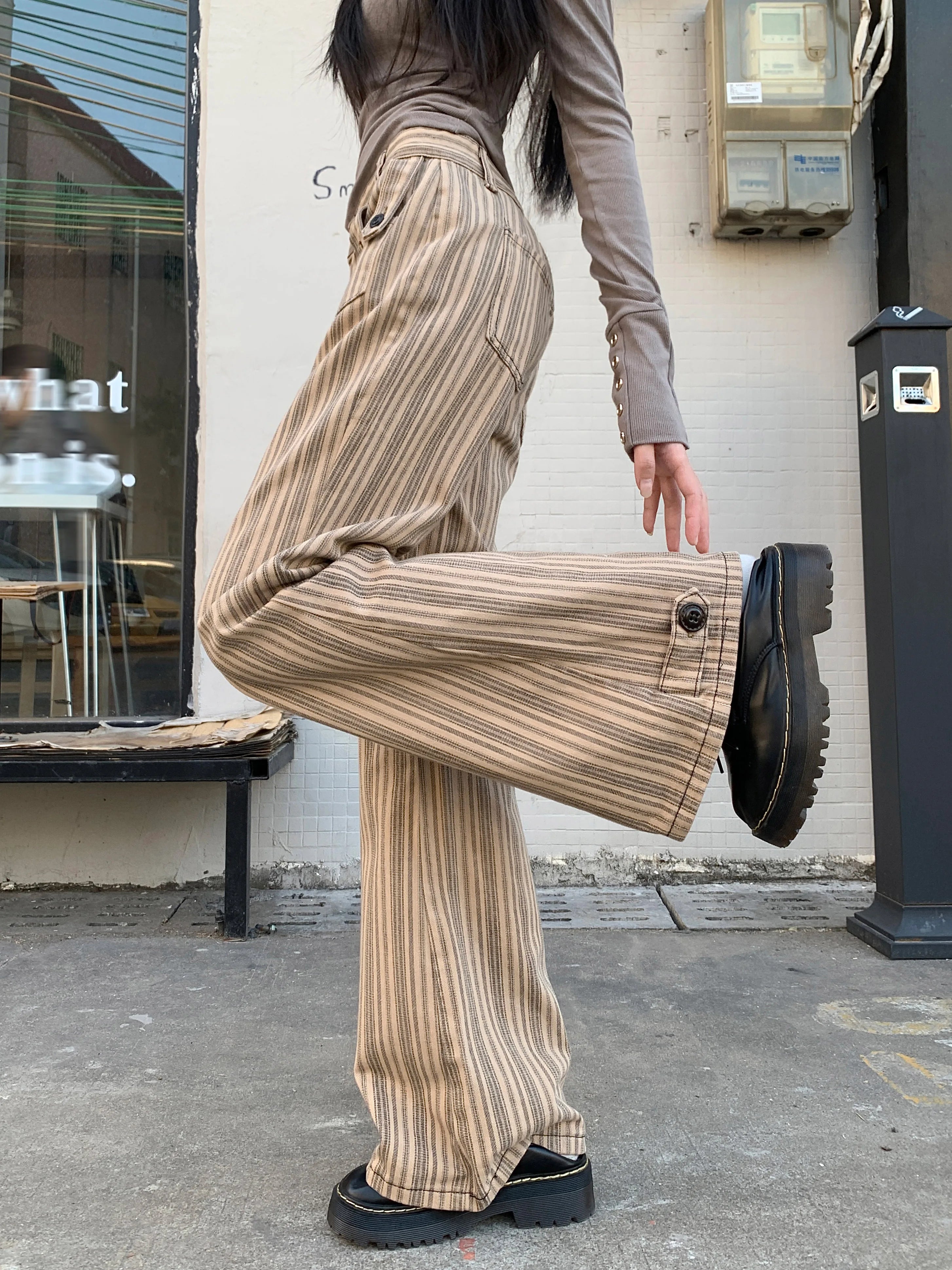 New Style Trends - Retro Striped Flare Pants - Outfit Ideas
