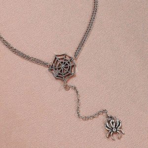 New Style Trends - Spider Web Necklace - Outfit Ideas