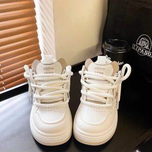 New Style Trends - Y2k Acubi Star Platform Sneakers - Outfit Ideas