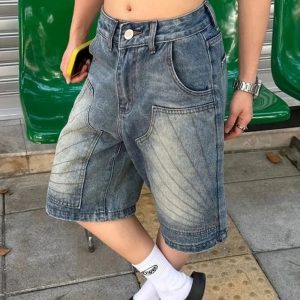 New Style Trends - Y2k Baggy Shorts - Outfit Ideas
