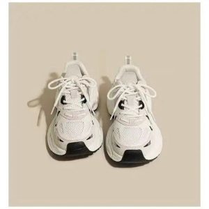 New Style Trends - Y2k Chunky Casual Sneakers - Outfit Ideas