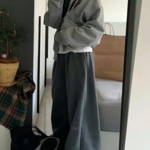 New Style Trends - Y2k Oversized Streetwear Sweatpants - Outfit Ideas