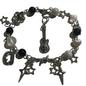 New Style Trends - Y2k Vampire Tooth Skull Beaded Bracelet - Outfit Ideas