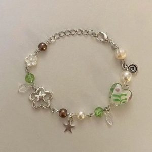 New Style Trends - Y2k White Pearl Glass Bead Bracelet - Outfit Ideas