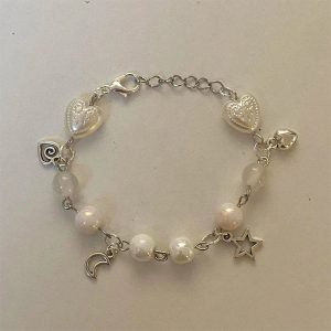 New Style Trends - Y2k White Pearl Glass Bead Bracelet - Outfit Ideas