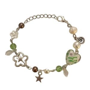 New Style Trends - Y2k White Pearl Glass Bead Bracelet - Outfit Ideas