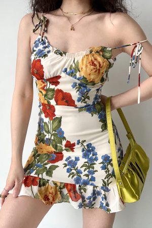 European and American Style Oil Painting Print Vintage Cami Dress with Tie Straps and Ruffle Short Skirt, A-Line Silhouette